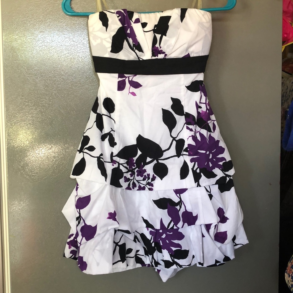 Strapless above the knee dress